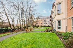 Photo 14- click for photo gallery